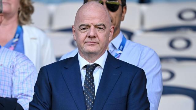 没赞助、没转播、没场馆，FIFA召急会商讨新世俱杯
